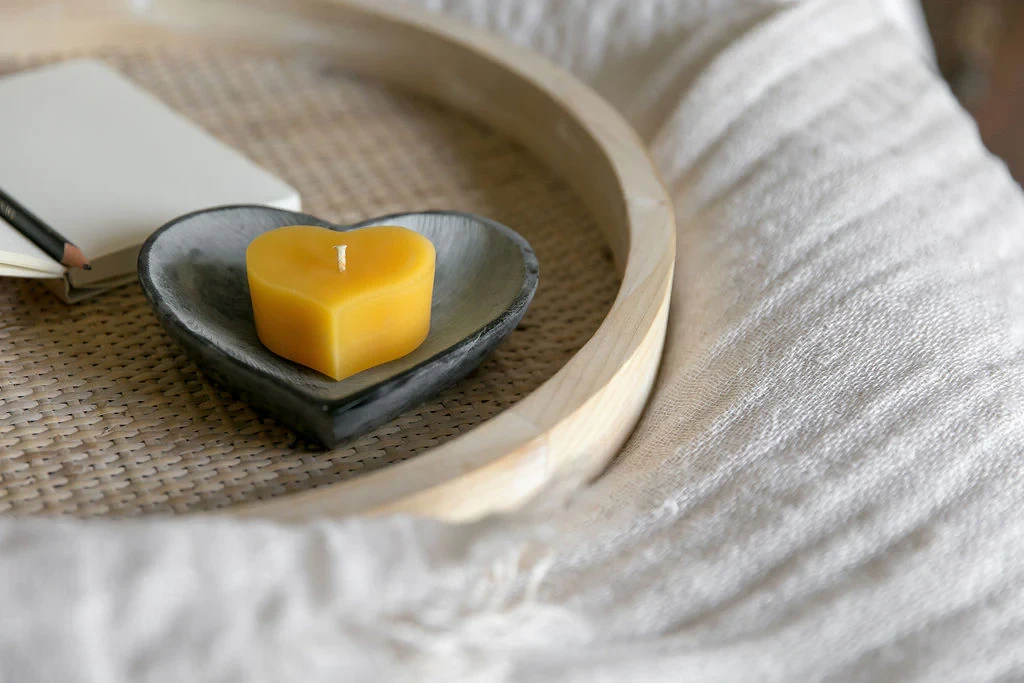 Beeswax Works - Sweet Heart Candle