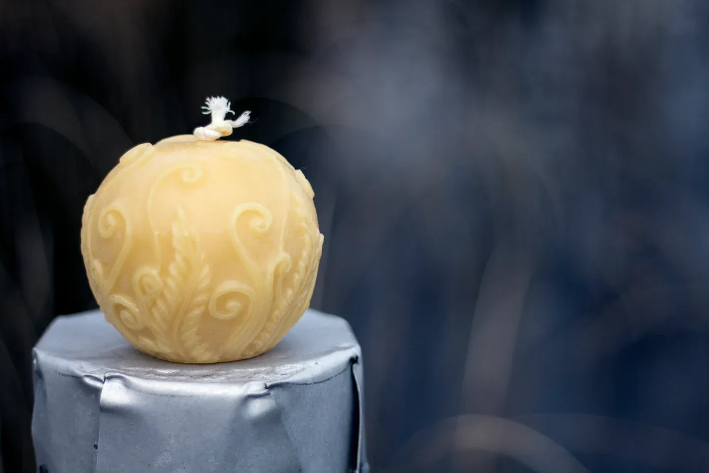 Beeswax Works - Rustic Fern Globe Candle