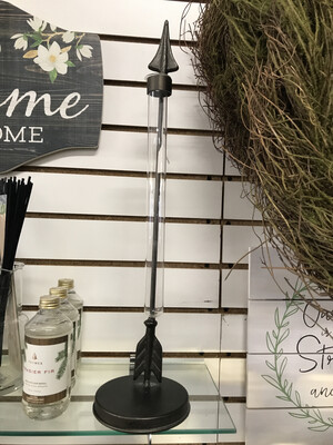 Lg Arrow w\Hanging Vase