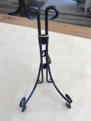 8" Black Scroll Easel 8" Black Scroll Easel