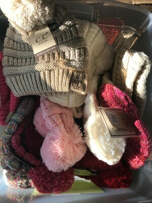 Hats, Mitts & Scarves