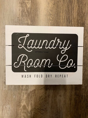 Laundry Room Pallet Sign