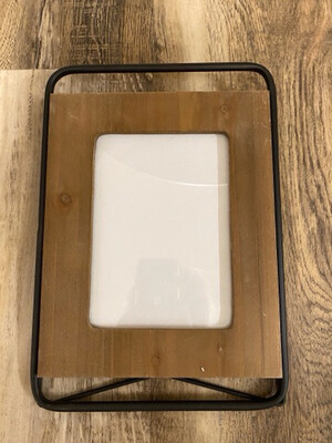 5 x 7 Iron & Wood Frame 5 x 7 Iron & Wood Frame