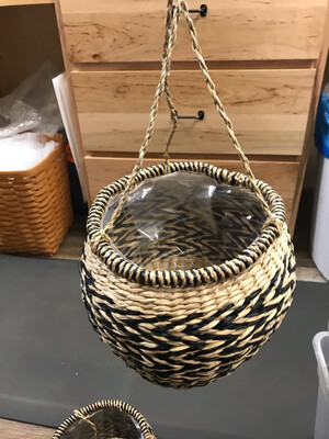 9-1/4" Seagrass Hanging Planter