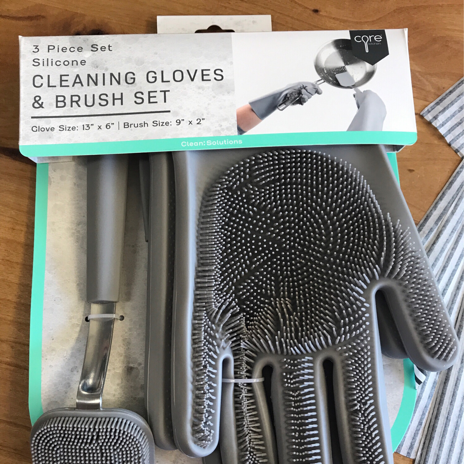 Silicone Gloves & Brush Set