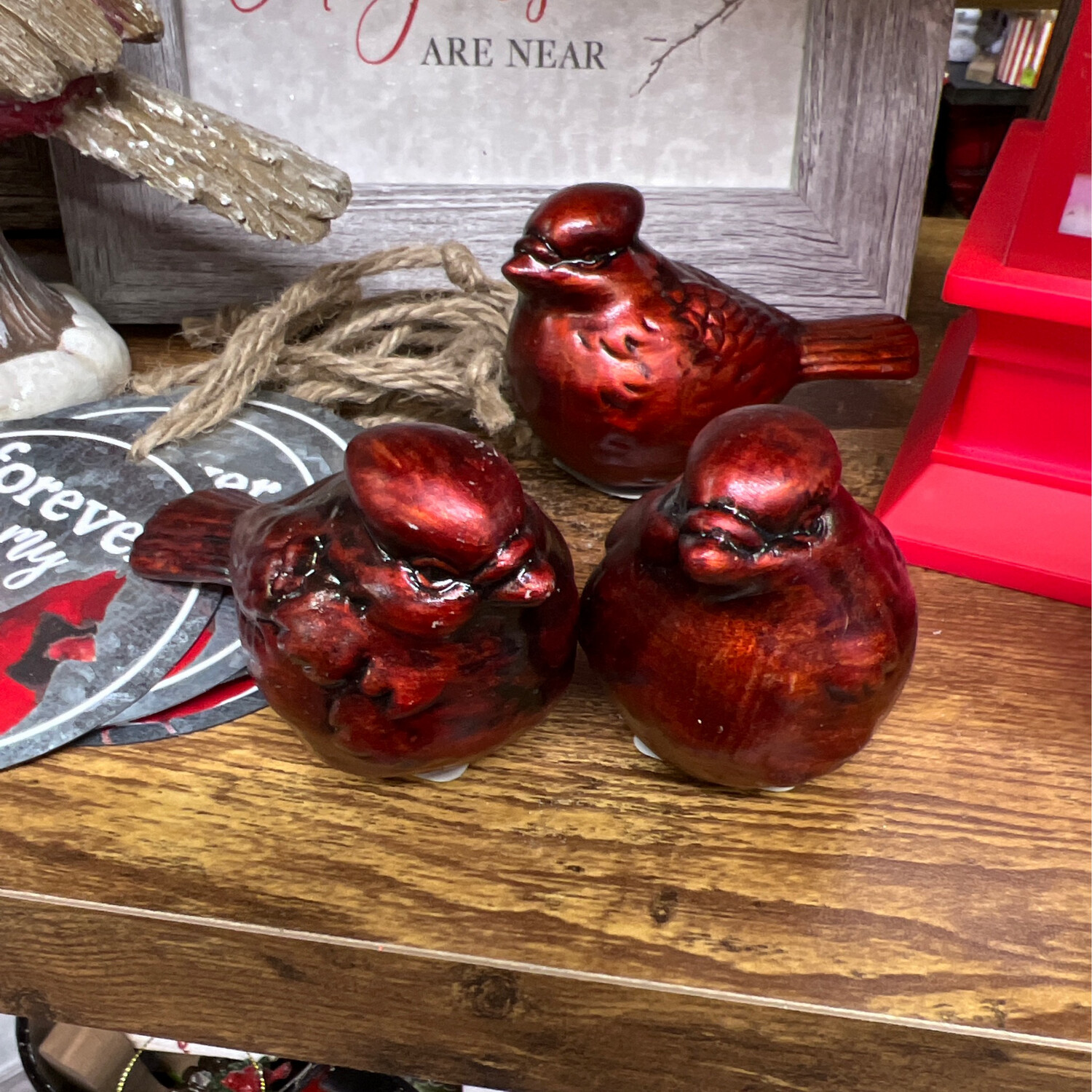 3-1/2&quot; Stoneware Cardinal