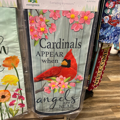 Cardinals Appear Long Flag
