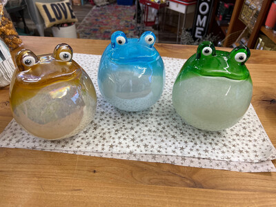 Blown Glass Frogs