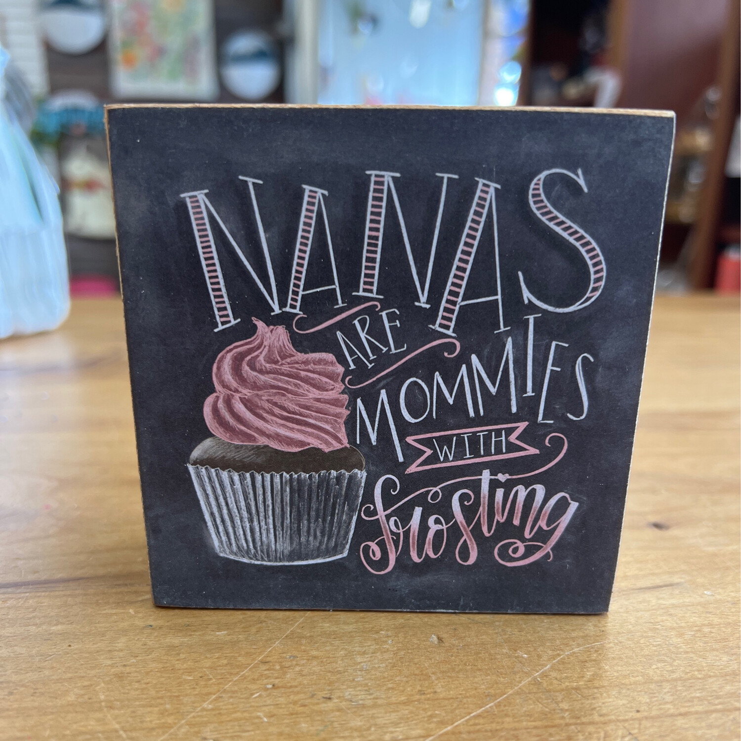 Nanas Frosting Sign