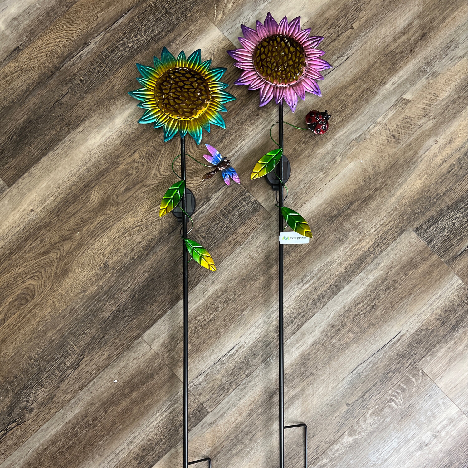 37" Sunflower Stakes