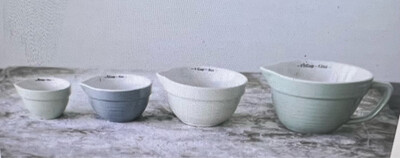 Set/4 Stoneware Measuring Cups
