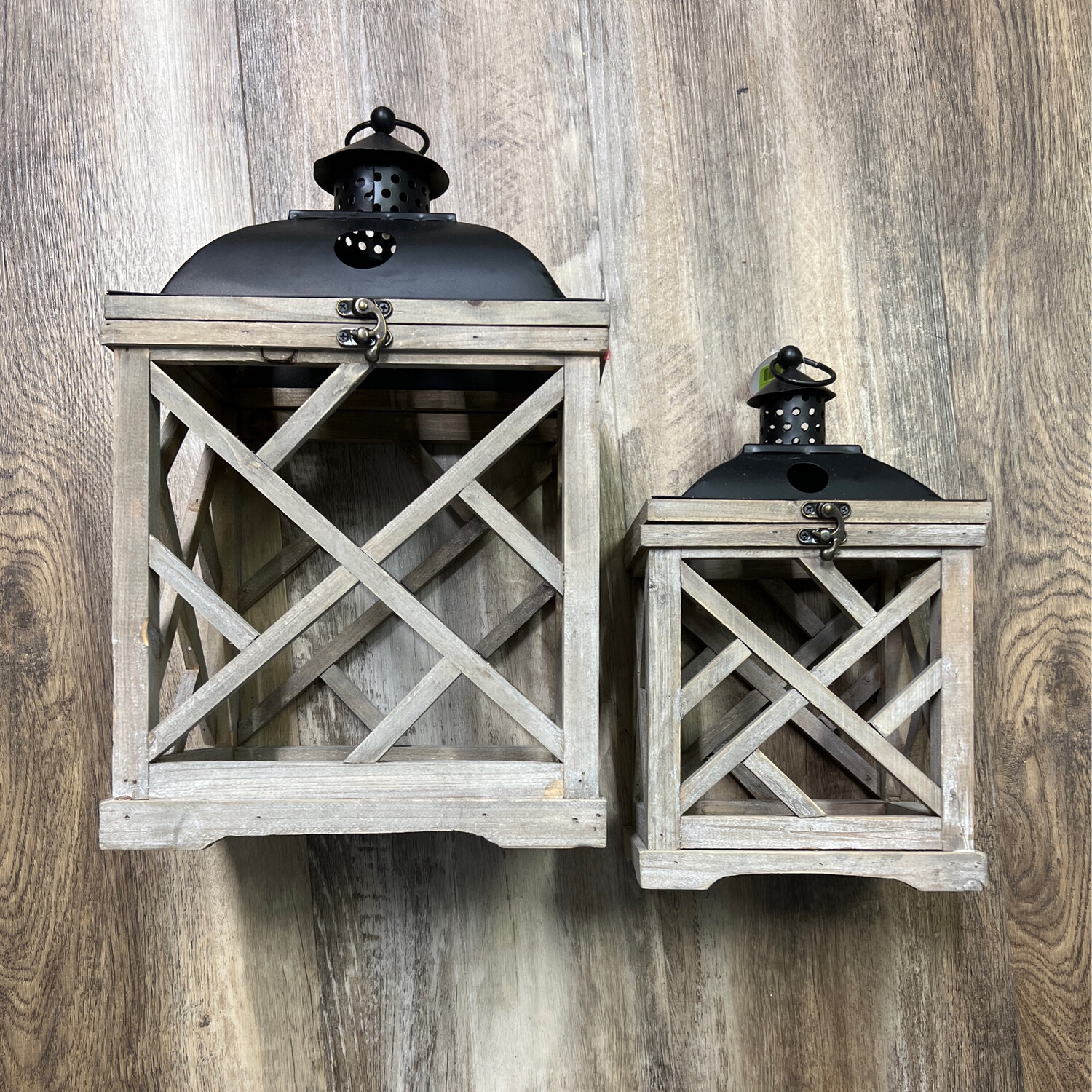 Wood &amp; Metal Hurricane Lantern