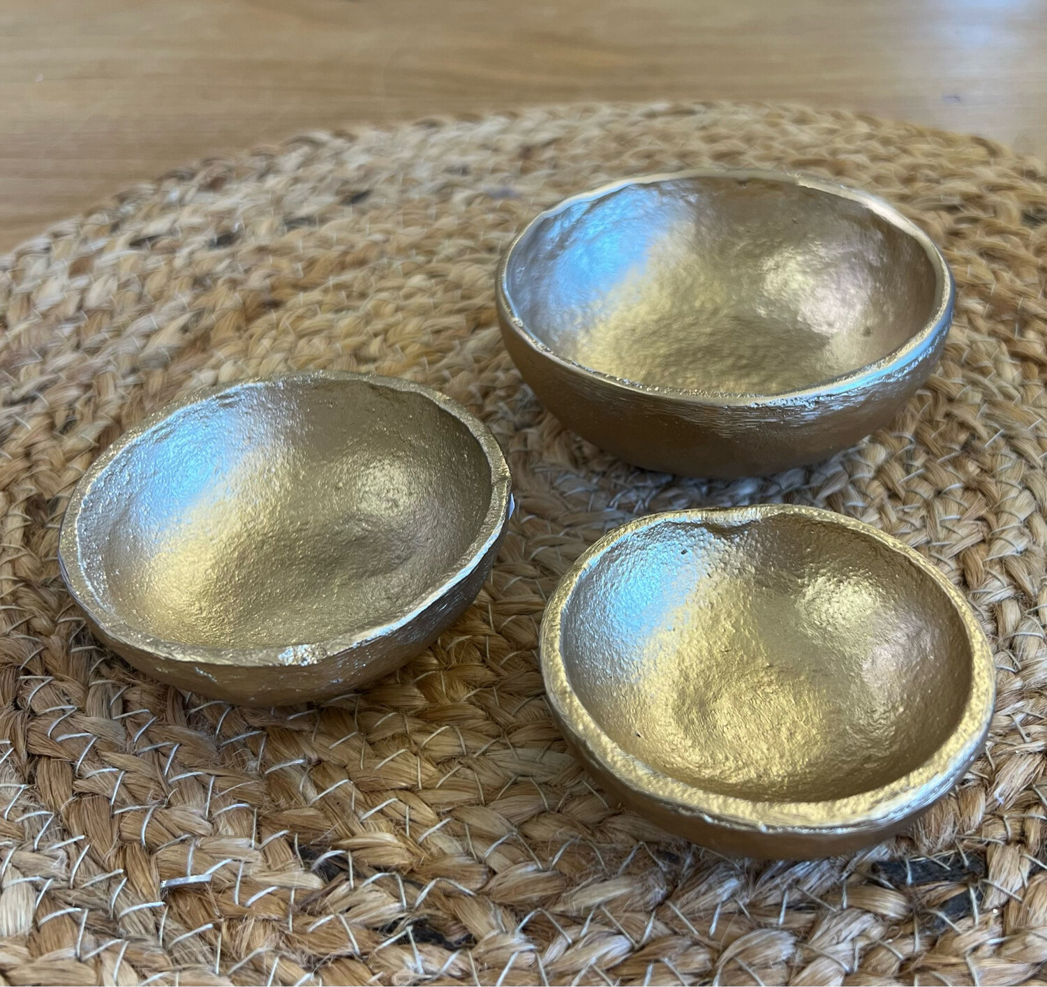 Set/3 Cast Aluminum Gold Bowls