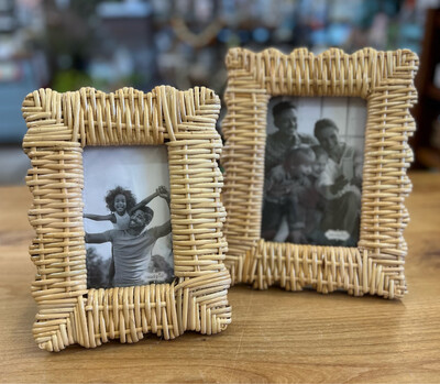 Woven Frames Woven Frames