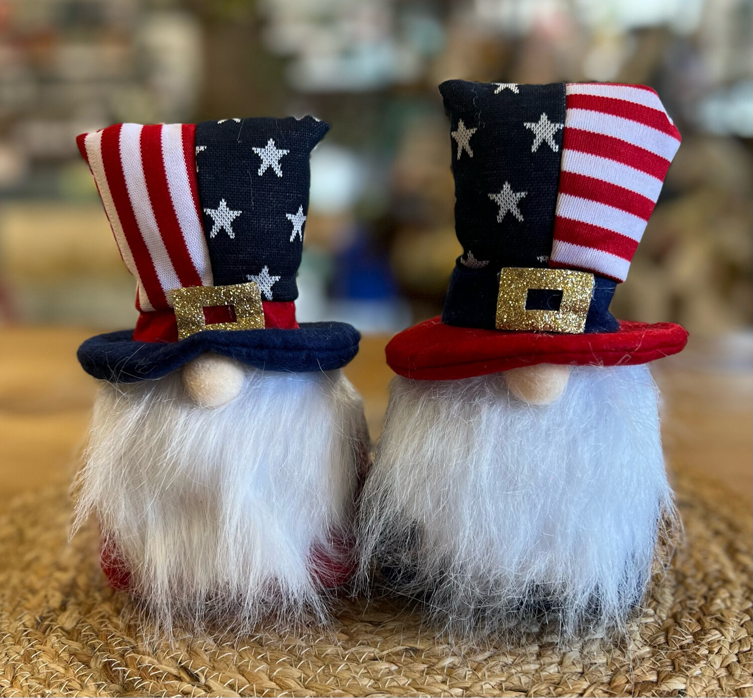 SM Flag Gnomes SM Flag Gnomes