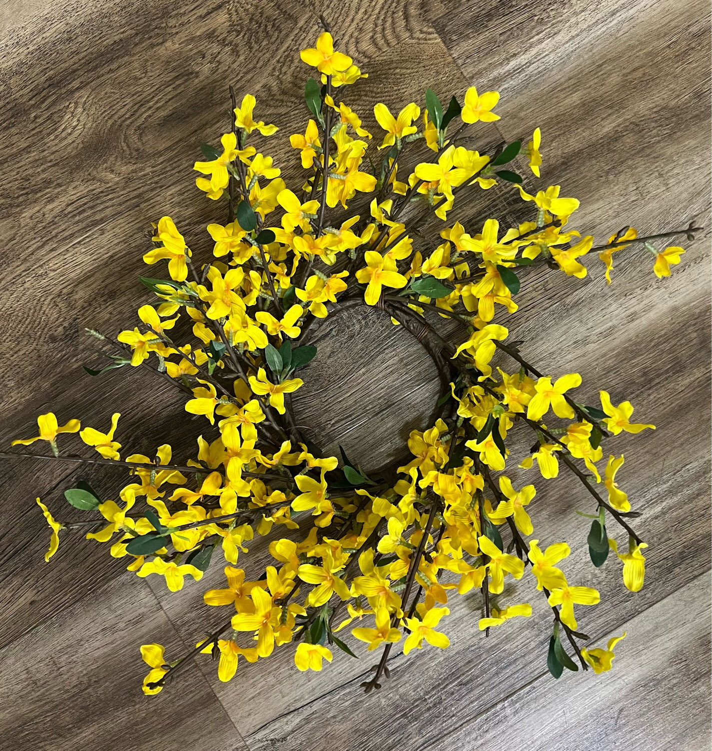 15" Yellow Forsythia Wreath/Ring