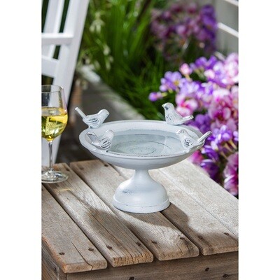 32oz White Metal Birdbath