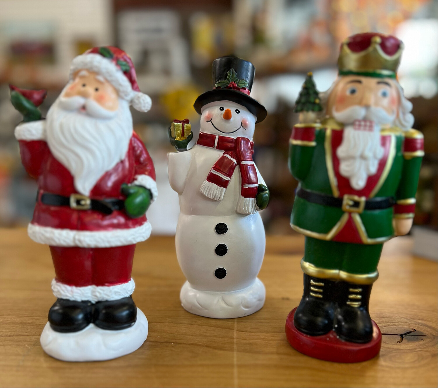 7" Waving Figurines 7" Waving Figurines