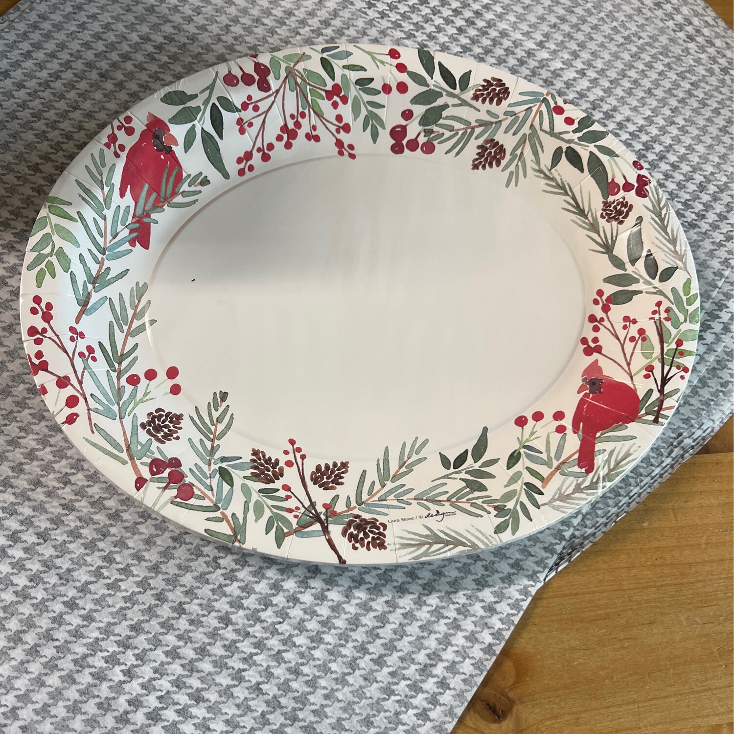 Cardinals &amp; Berries Oval Plates
