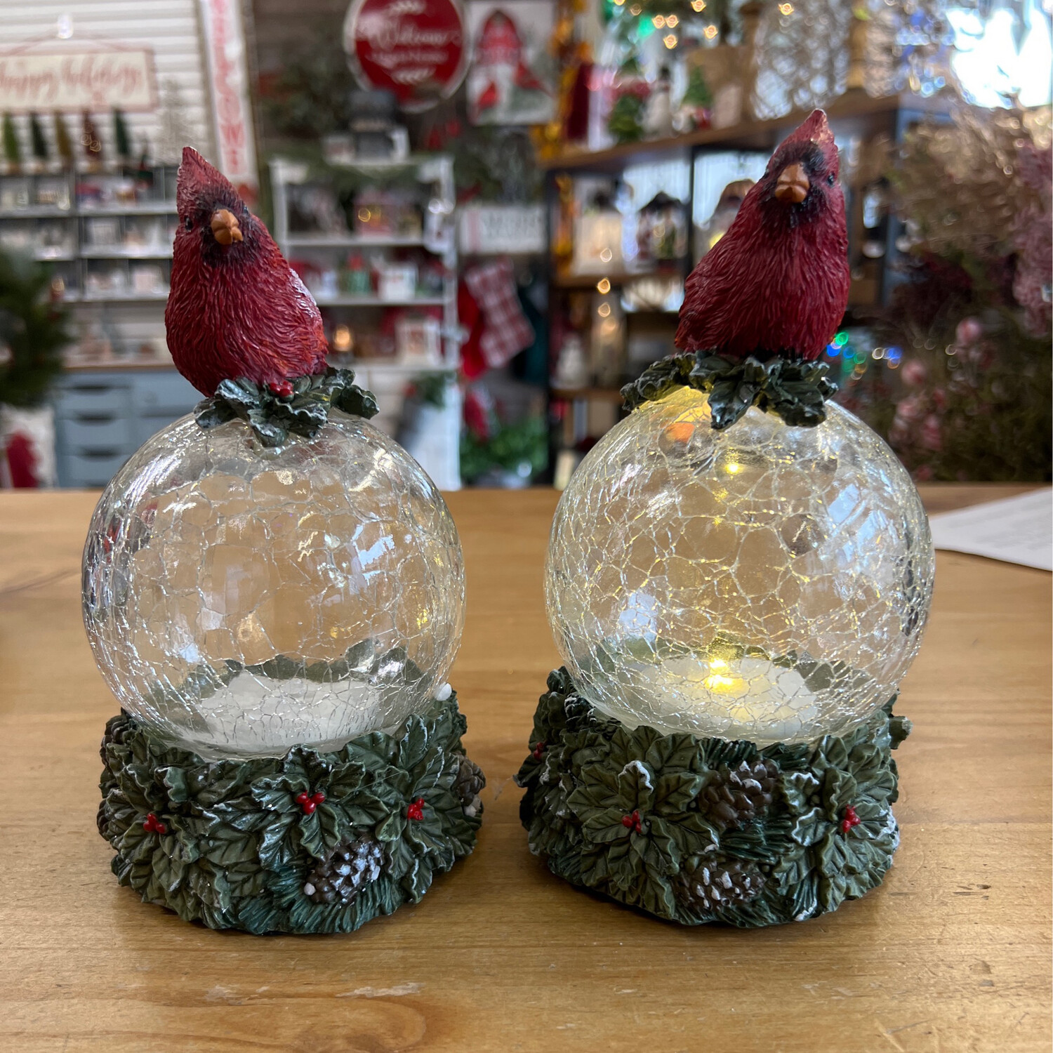 LED Crackle Glass Cardinal Globe