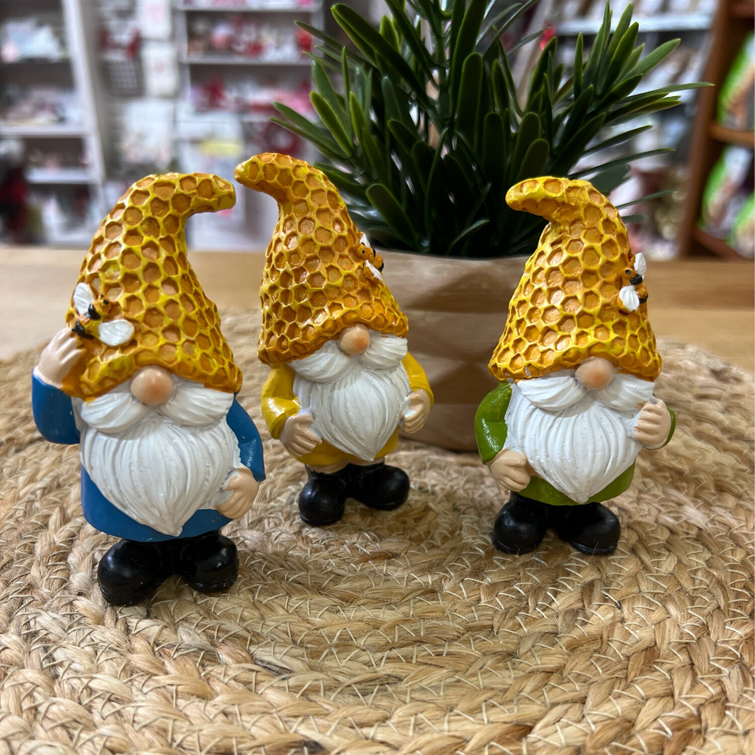 Honeybee Small Gnomes