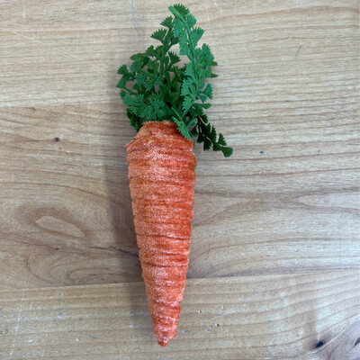 9" Velvet Carrots