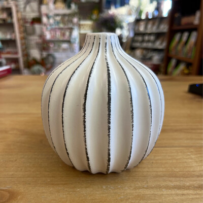 5.5" Ribbed Vase 5.5" Ribbed Vase