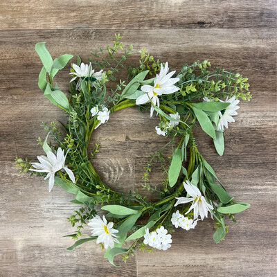 19" Daisy & Eucalyptus Ring/Wreath