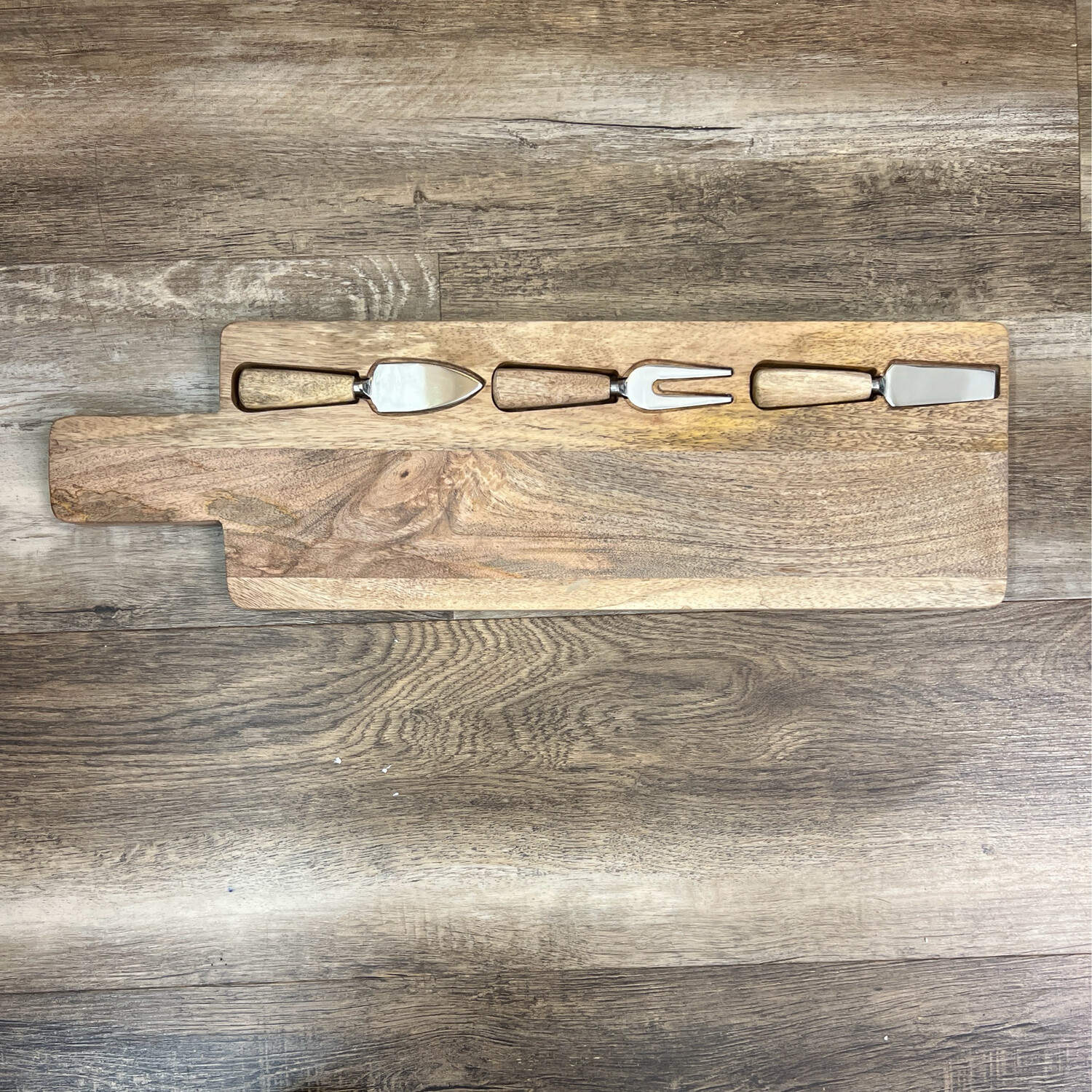 Set of 4: Mango Cutting Board with Utensils