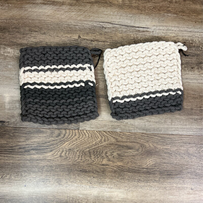 Banded Crochet Potholders