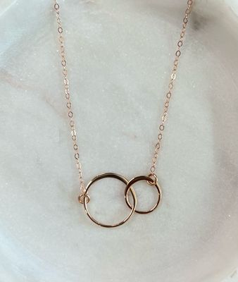 Rose Gold Intertwined Necklace