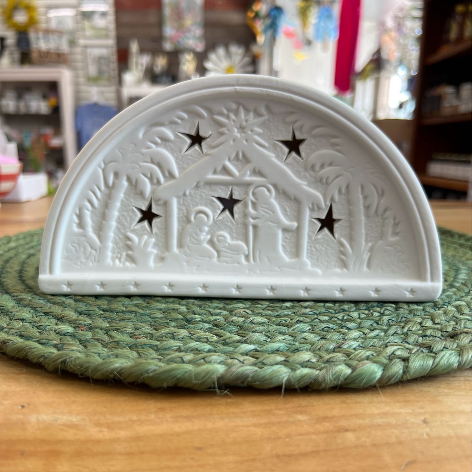 Half Round Lighted Nativity