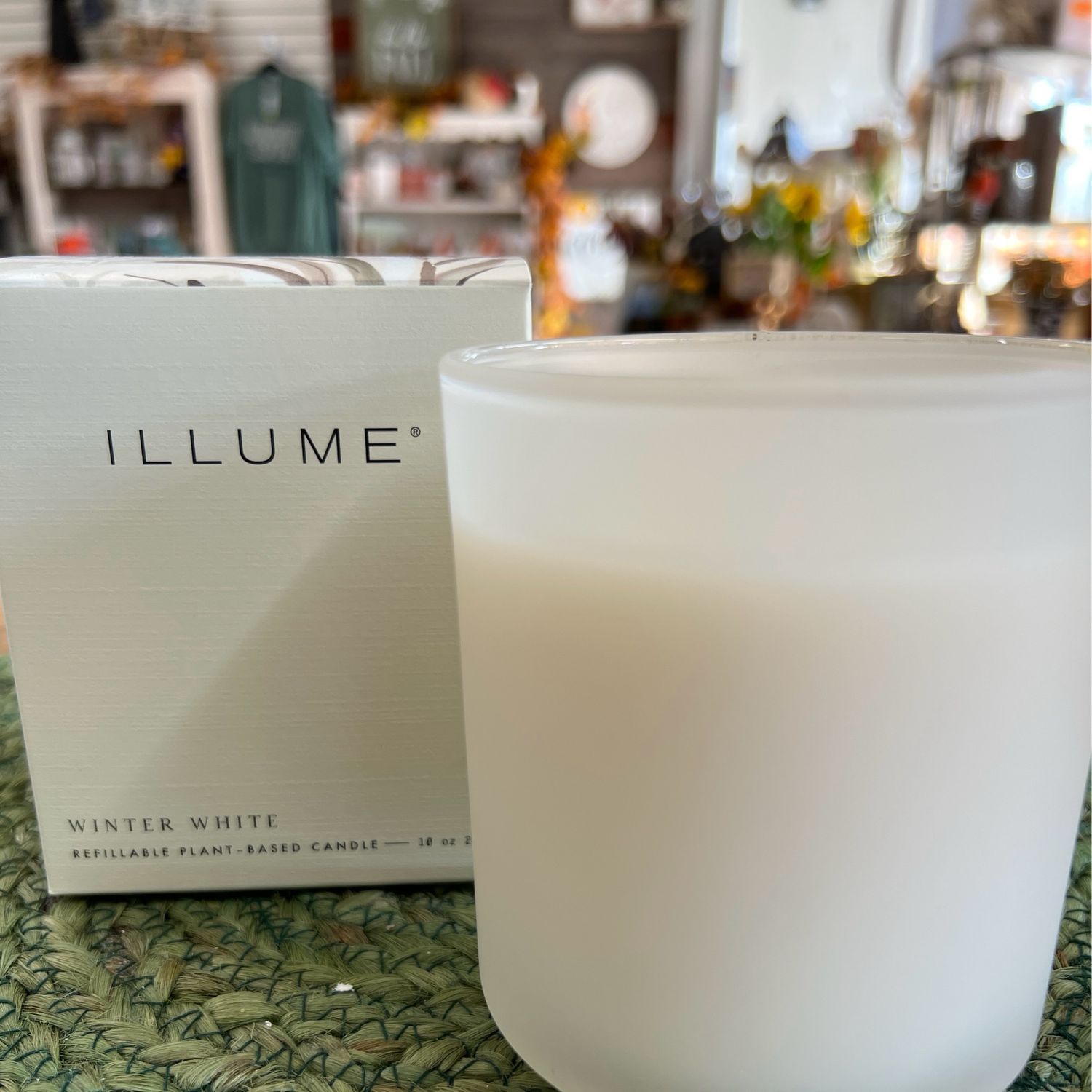 Illume Winter White Refillable Glass Candle