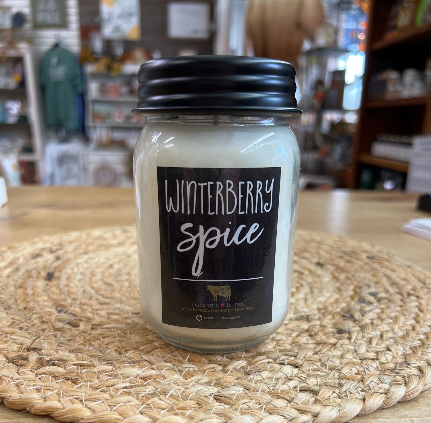 Milkhouse Farmhouse Mason Jar - Winterberry Spice