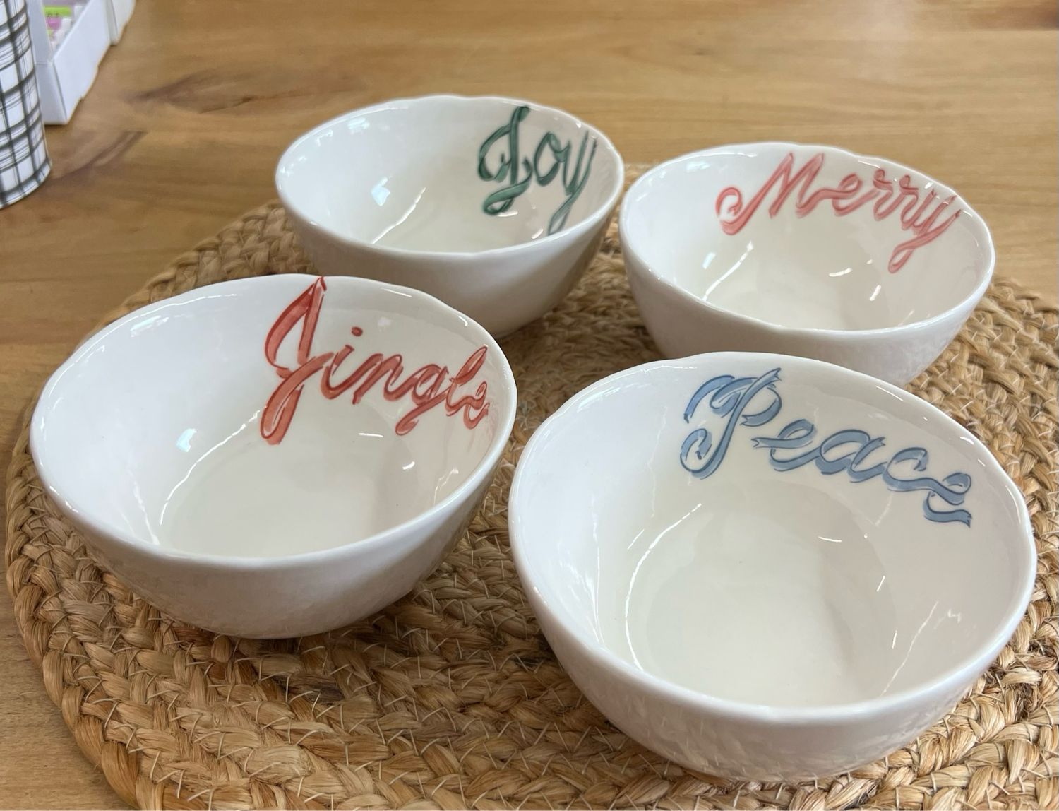 4-1/2" Holiday Bowls 4-1/2" Holiday Bowls