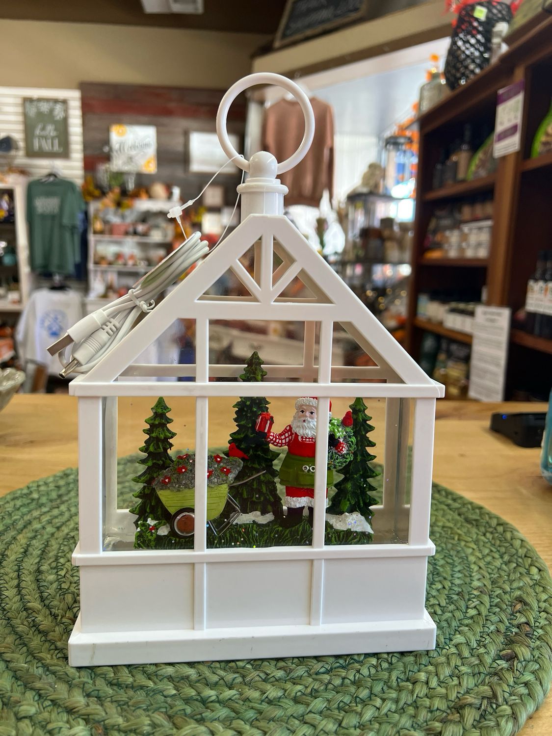 9-1/4&quot; Garden Santa Water Lantern