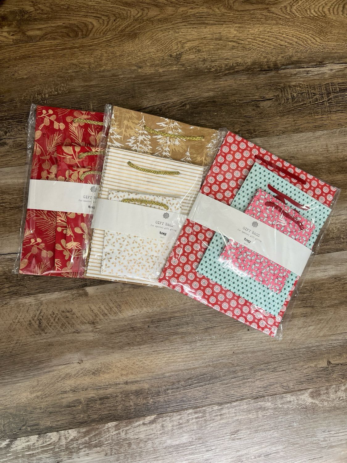Holiday Gift Bags Set/3