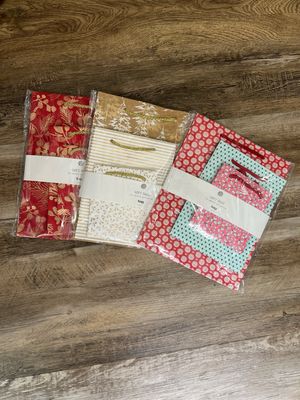 Holiday Gift Bags Set/3 Holiday Gift Bags Set/3
