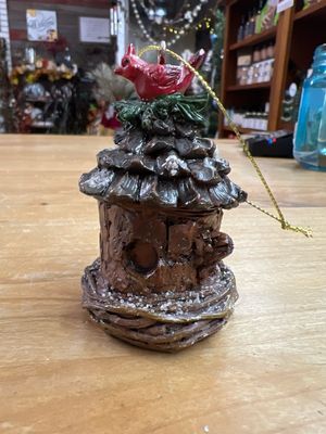 Cardinal Birdhouse Resin Cardinal Birdhouse Resin