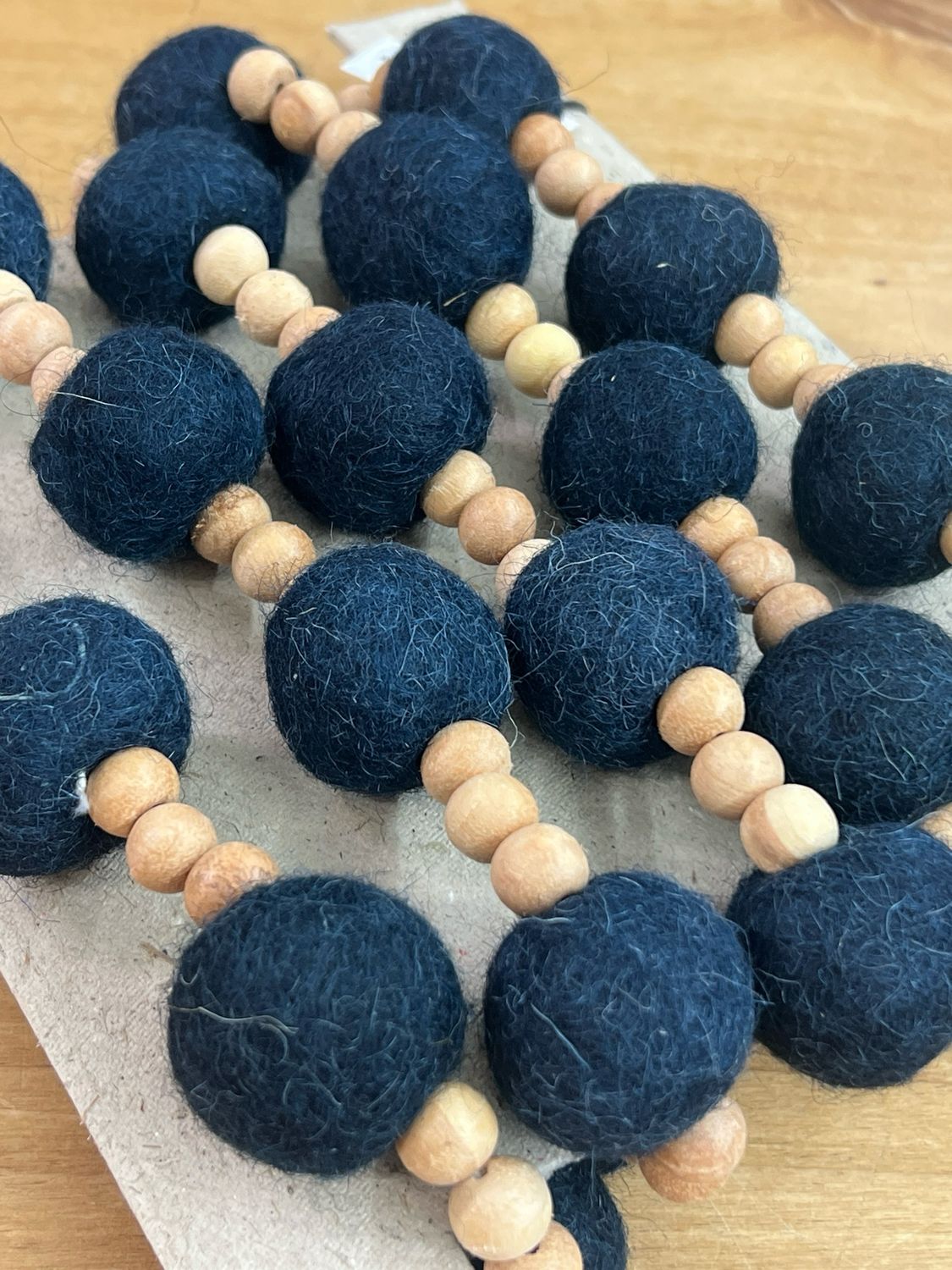 72&quot; Wool Blue Garland