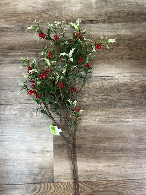 27&quot; Green Holly &amp; Berry Pick