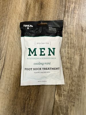 Men&#39;s Cooling Mint Moisturizing Foot Treatment