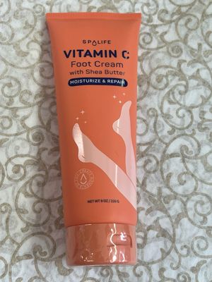 Vitamin C Moisturizing Foot Cream