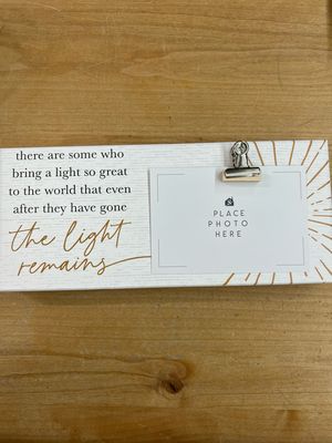 The Light Remains Photo Clip