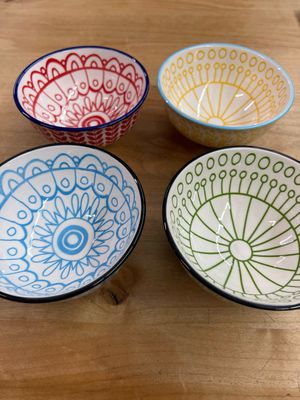 4-1/2&quot; Patterned Bowls