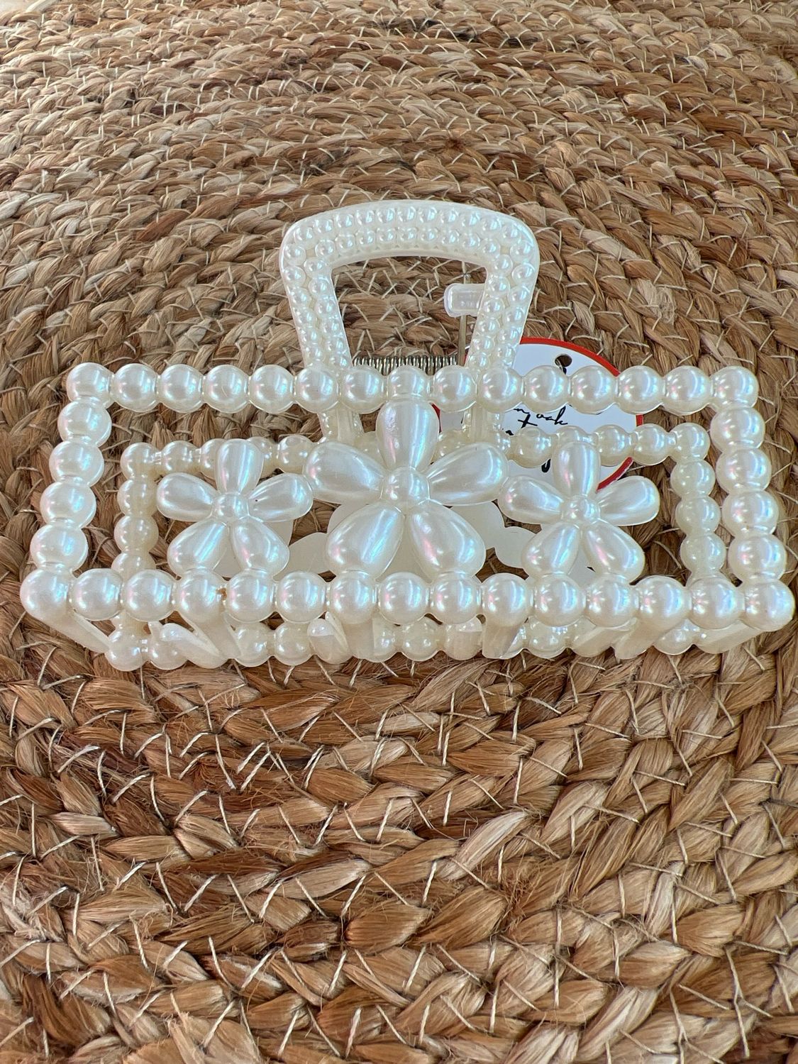 Pearlessence Hair Clip