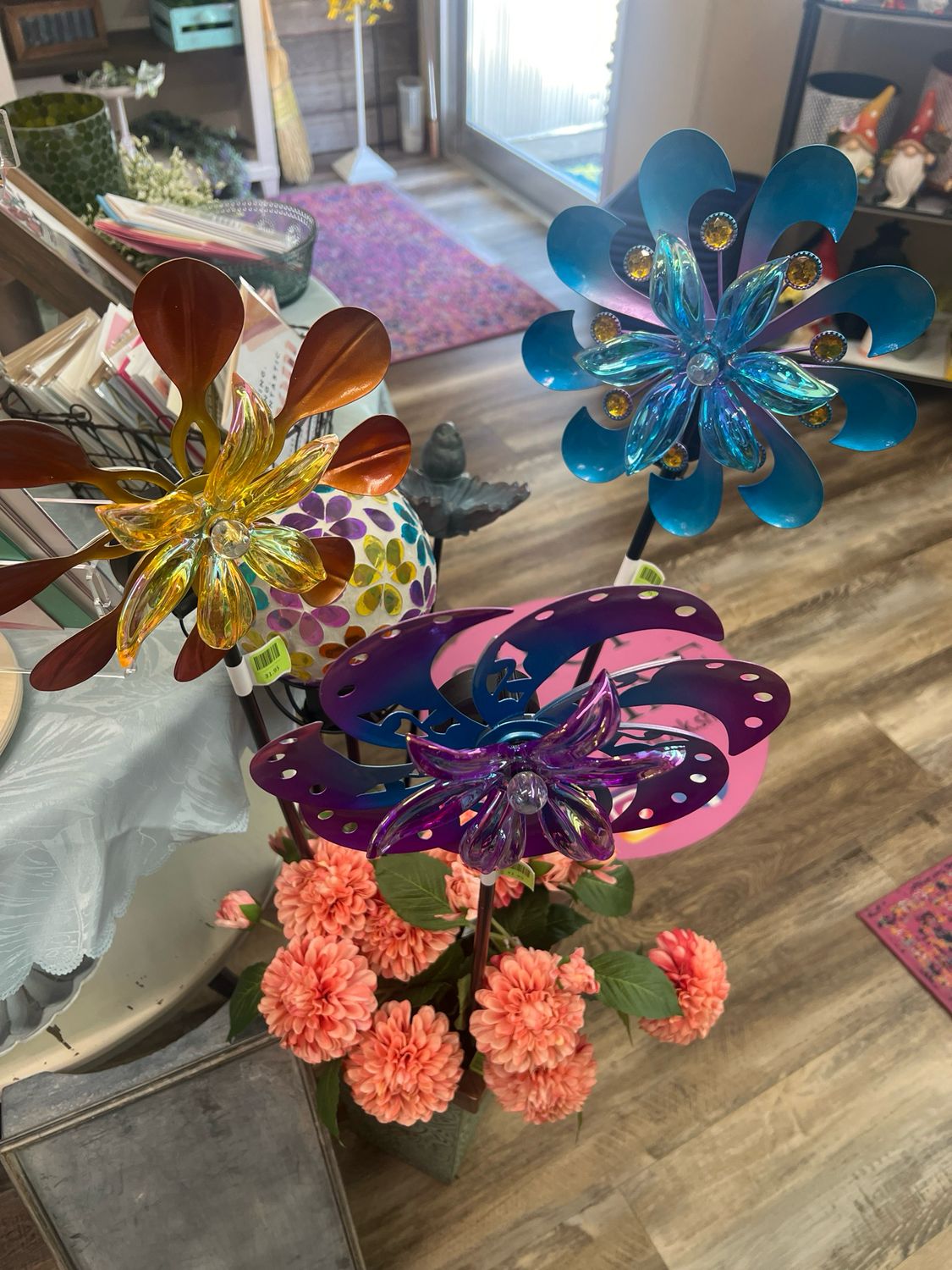 Solar Crystal Flower Spinner Solar Crystal Flower Spinner