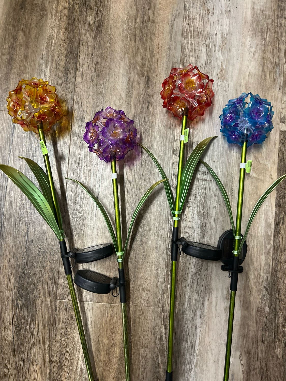 28" Flower Orb Stake 28" Flower Orb Stake
