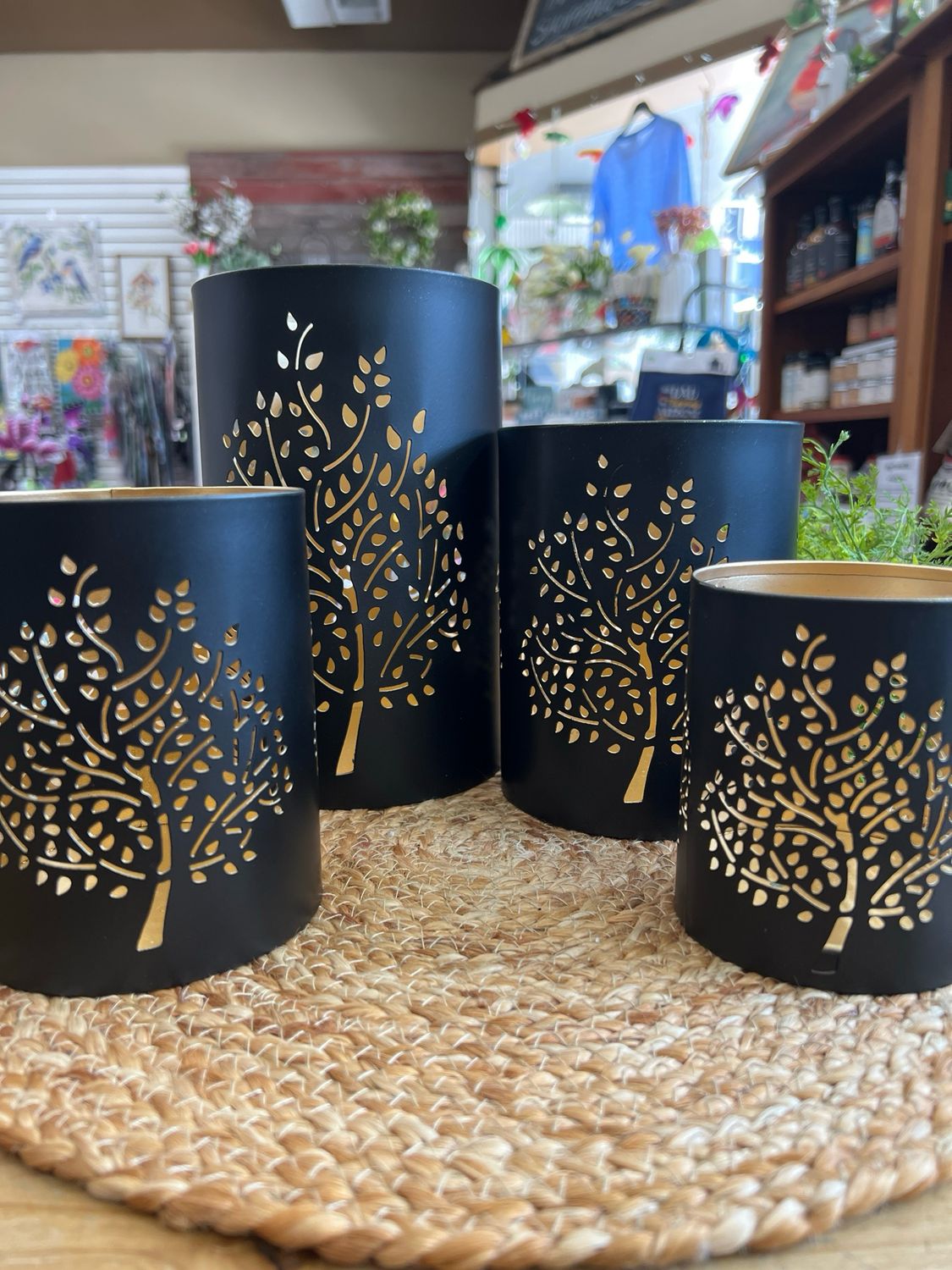 Black &amp; Gold Tree Cylinders