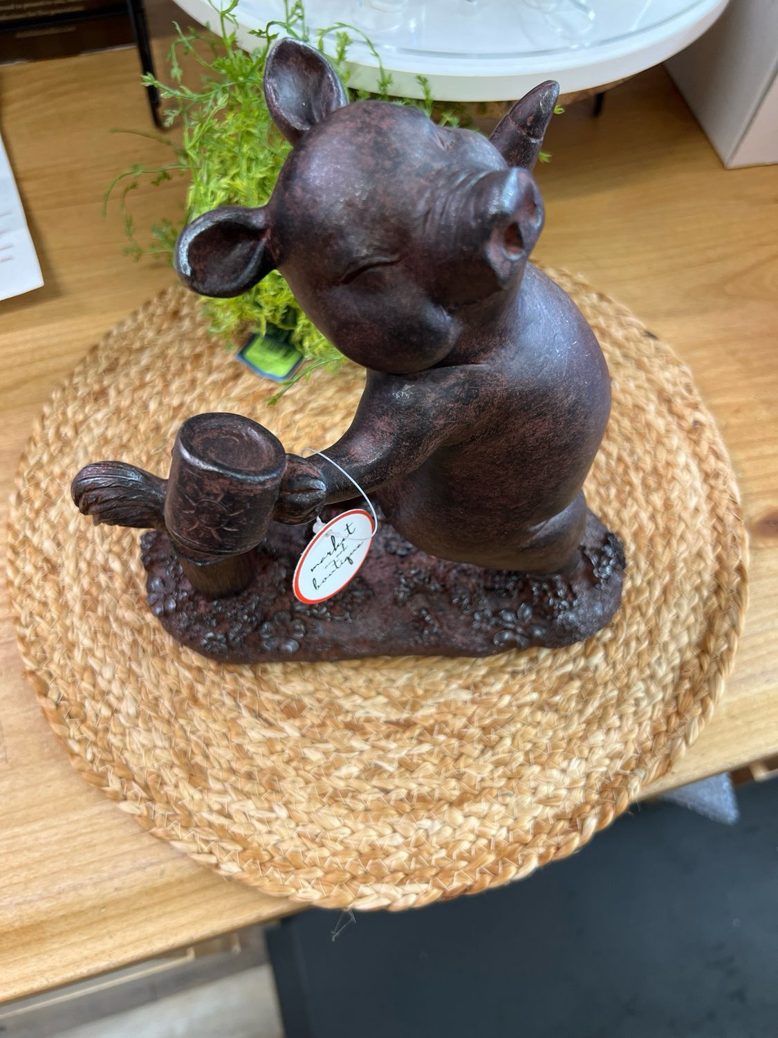 Resin Tabletop &quot;Good Morning&quot; Statue